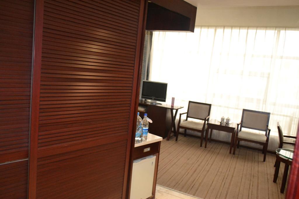 Datong Jinhe Kailong Hotel מראה חיצוני תמונה